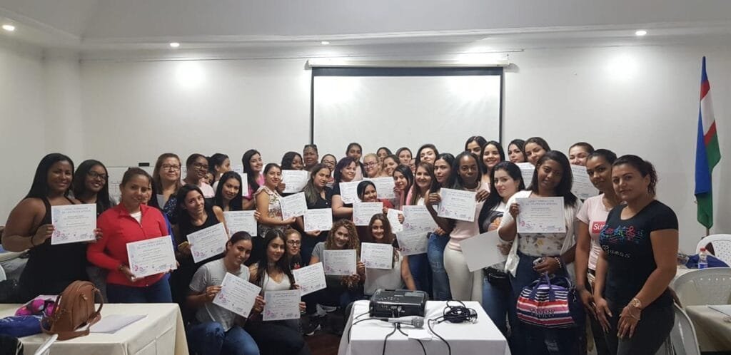 IMG-20190323-WA0050 taller cejas y pestañas